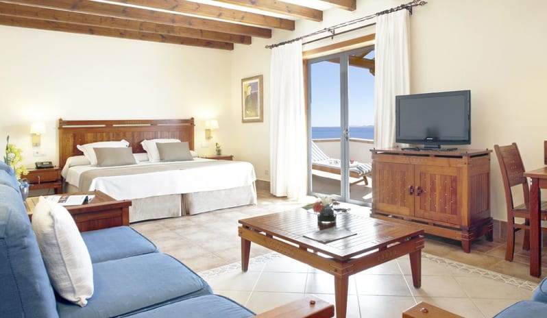 Princesa Yaiza - Interconnecting Suite Bedroom